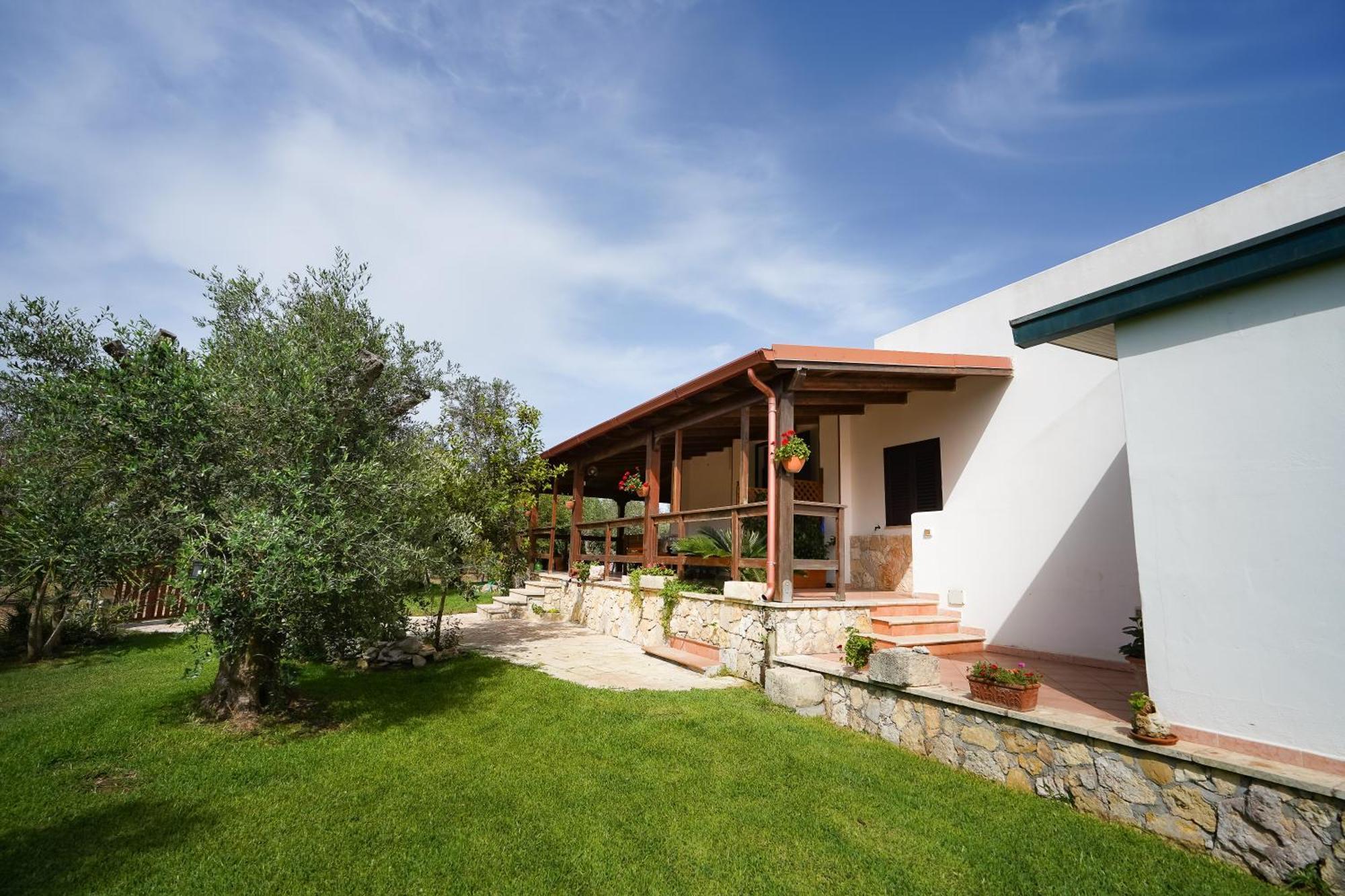 Casa Vacanza Russo Fernando Alimini Kültér fotó